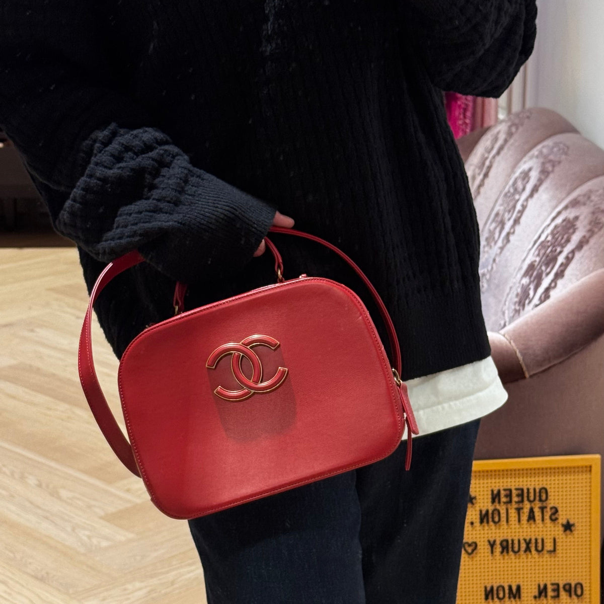 Coco Curve Vanity Case Bag Red Leather