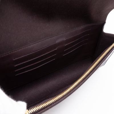 Robertson Clutch Vernis Amarante