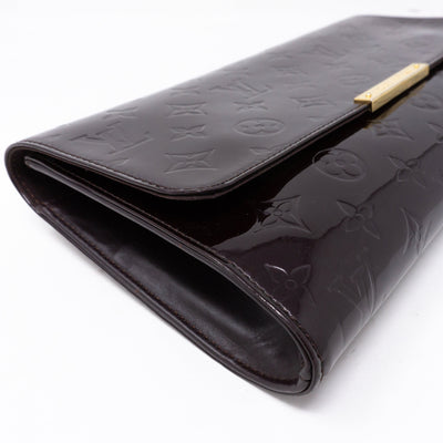 Robertson Clutch Vernis Amarante