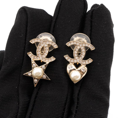 CC Charming Winter Earrings