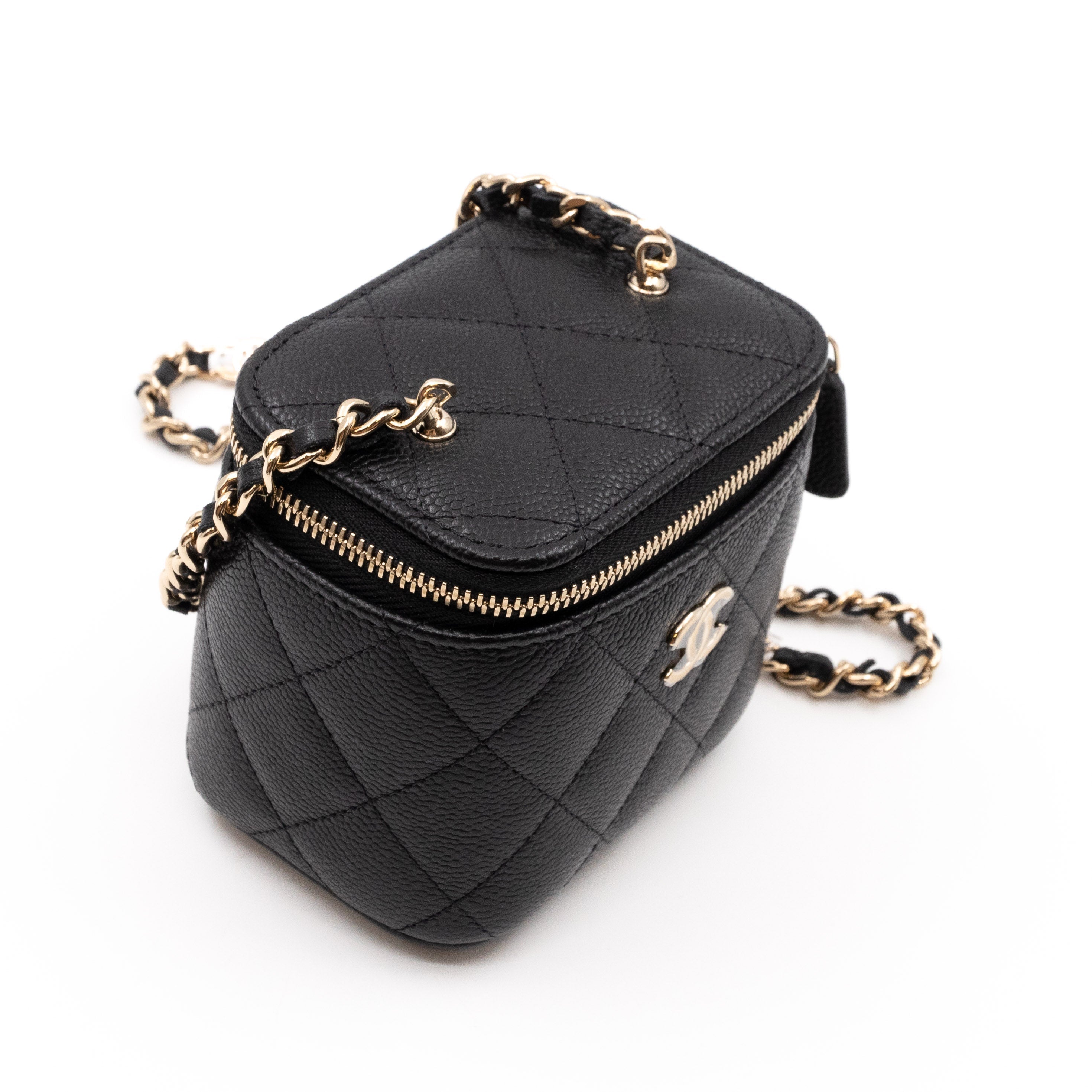 Small Vanity On CC Chain Black Caviar