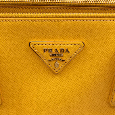 Galleria Medium Double Zip Yellow Saffiano