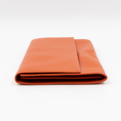 Flat Clutch with Stretch Band Orange Saffiano