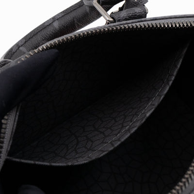 Keepall 25 Bandouliere LV x YK Monogram Eclipse Reverse Pumpkin
