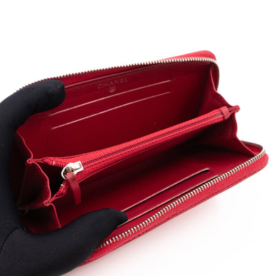 Medium Zipped Wallet Red Caviar Leather