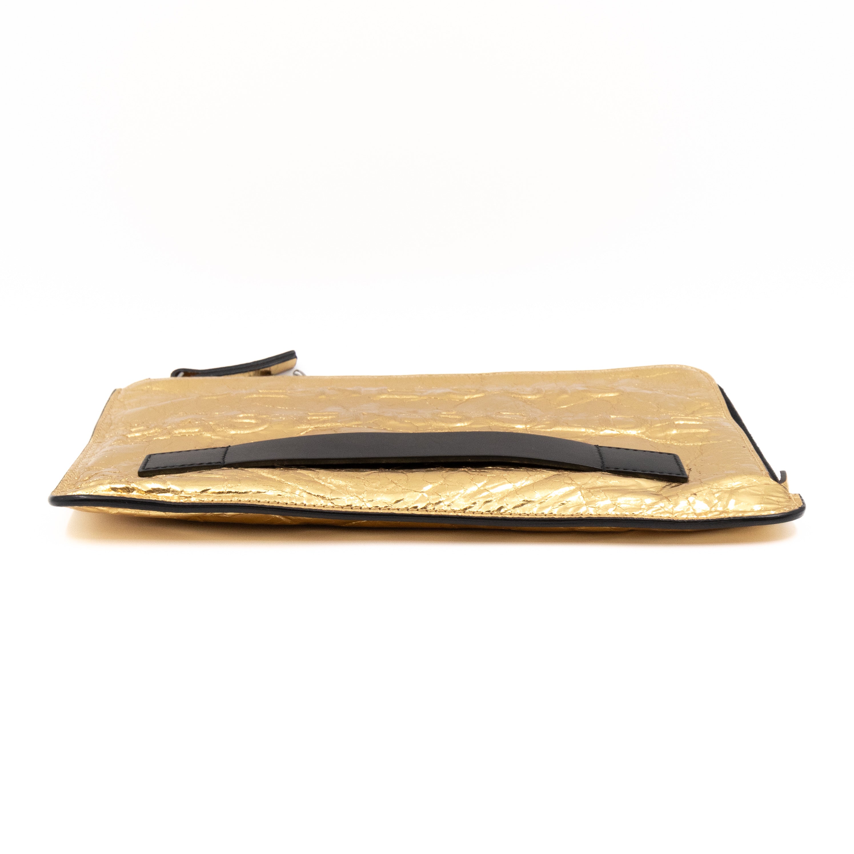 Je Ne Suis Pas En Solde Clutch Gold Metallic Leather