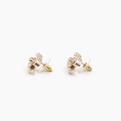 CC Turn-Lock Earrings Light Gold