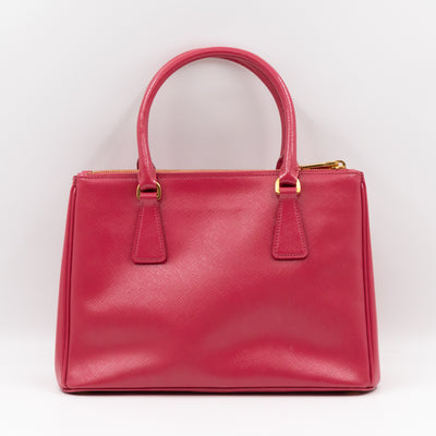 Galleria Medium Double Zip Pink Saffiano Vernice