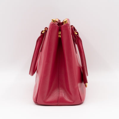Galleria Medium Double Zip Pink Saffiano Vernice