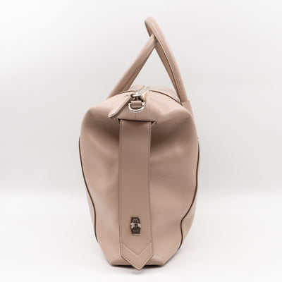 Antigona Soft Bag Medium Dune Leather