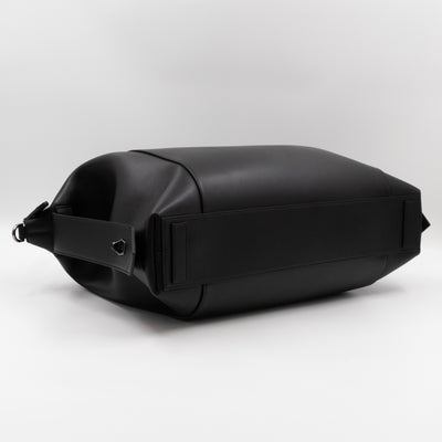 Antigona Soft Bag Medium Black Leather