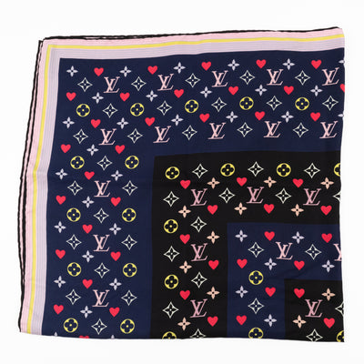 Game On Square Silk 90 Blue