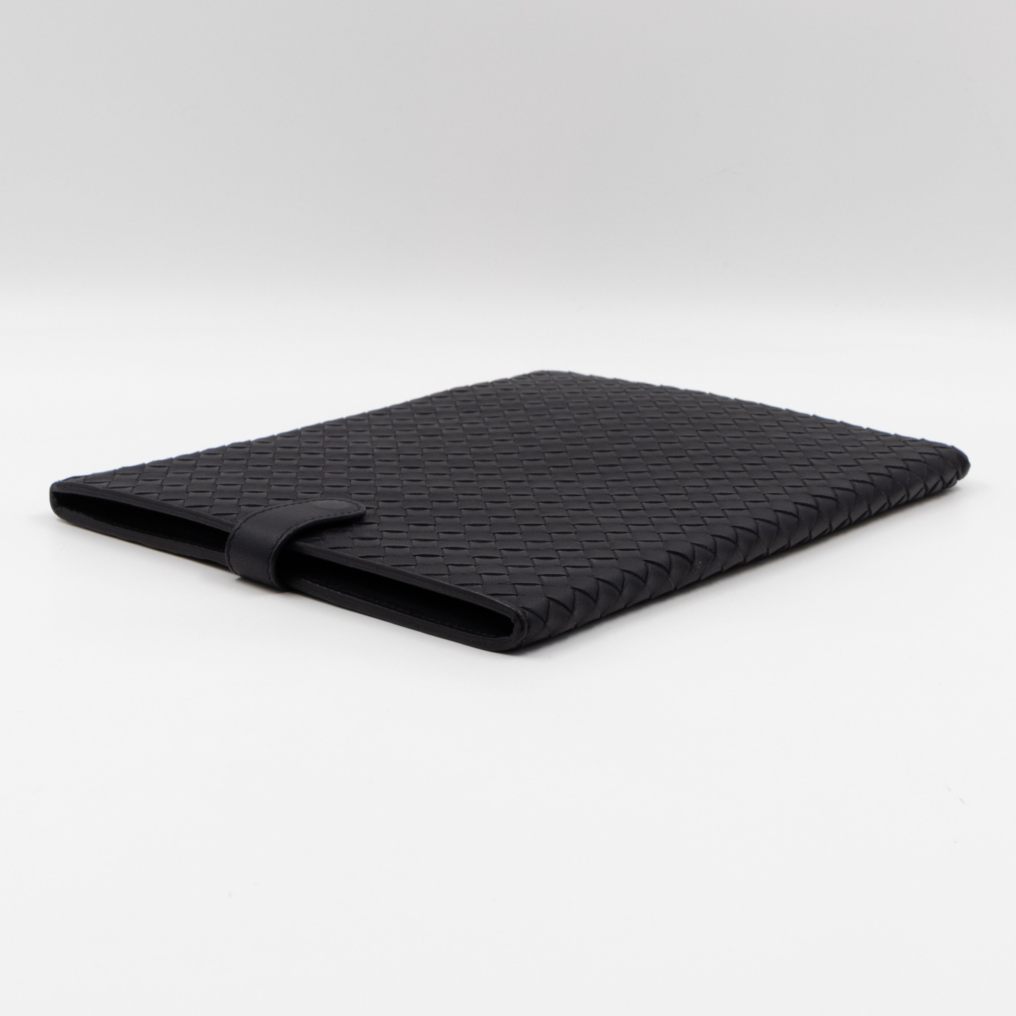 iPad Case Intrecciato Black Leather