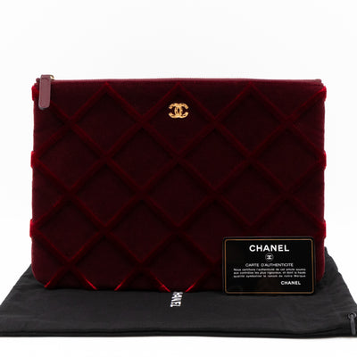 Medium O Case Burgundy Velvet Quilted