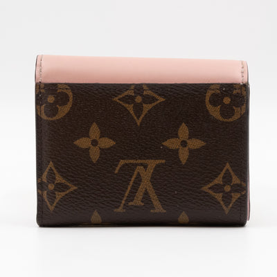 Zoe Wallet Monogram Rose Ballerine