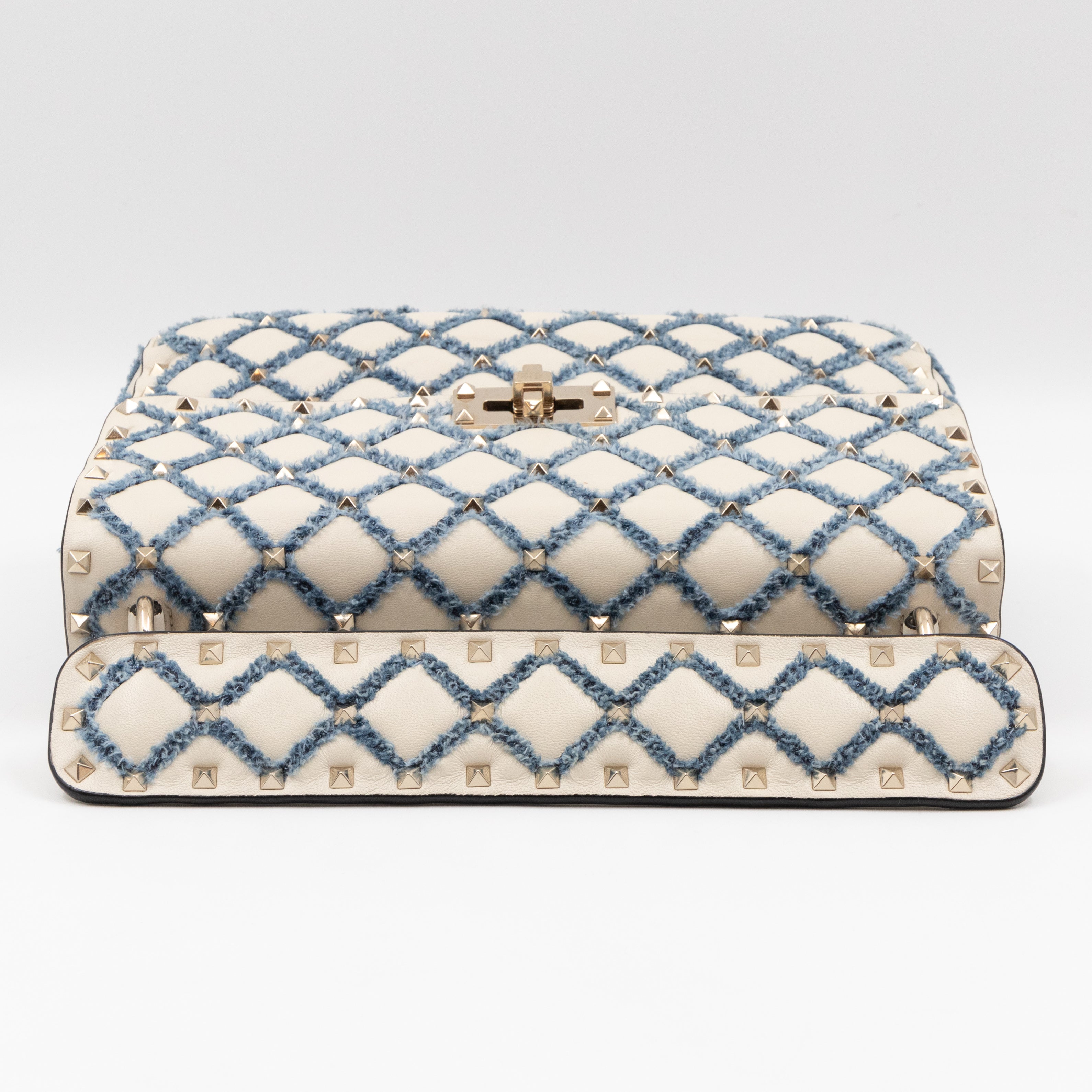 Rockstud Spike Medium Shoulder Bag Nappa Denim Quilted