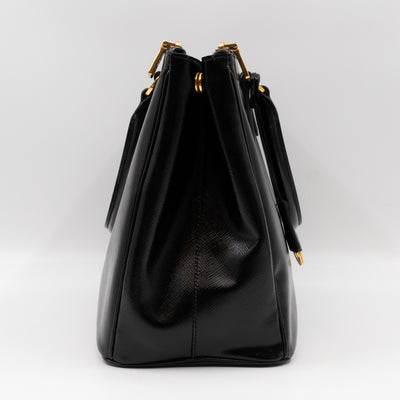 Galleria Large Double Zip Black Saffiano Vernis