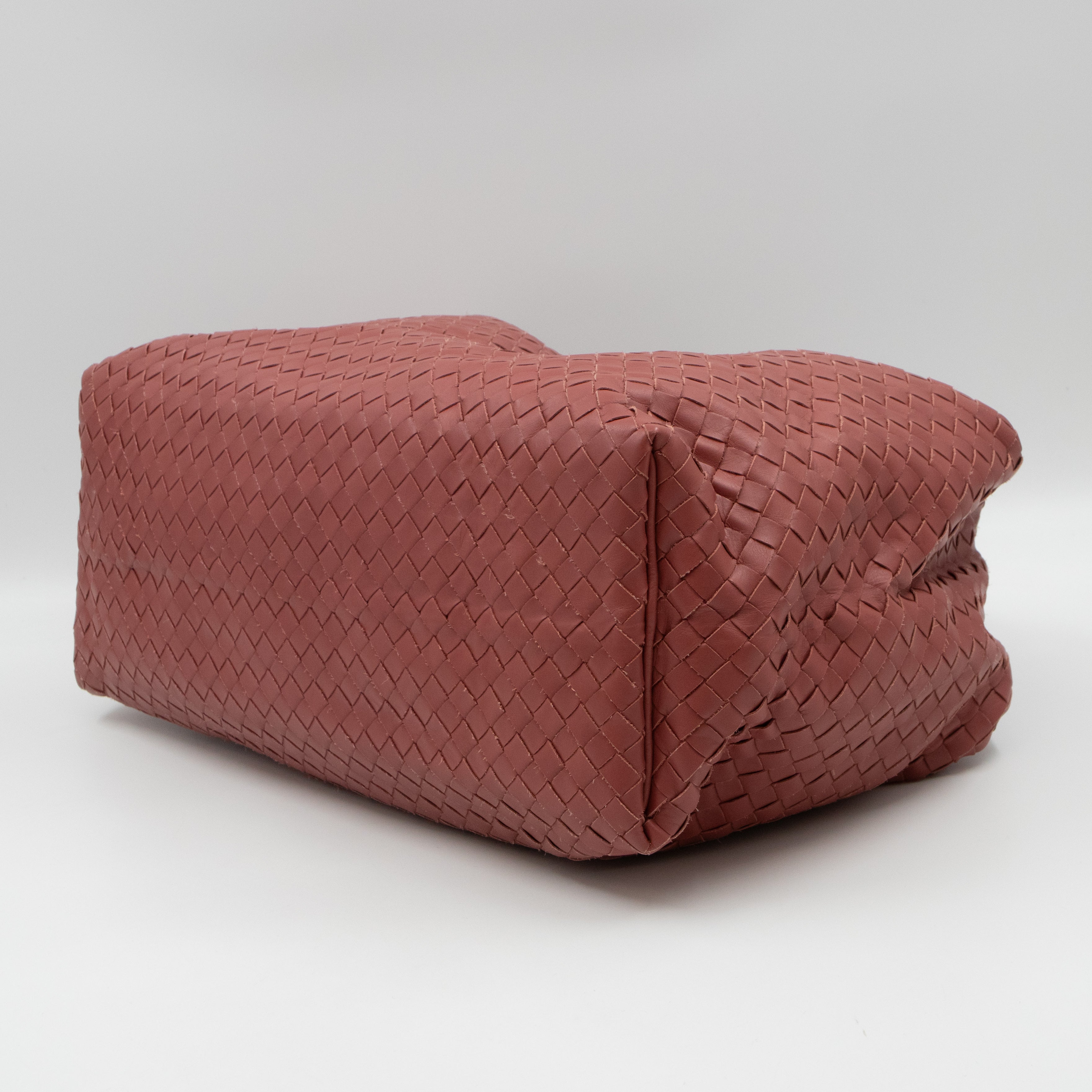 Sloane Hobo Bag Intrecciato Mauve Leather