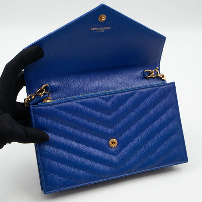 Cassandre Envelope Chain Wallet Blue Grained Leather