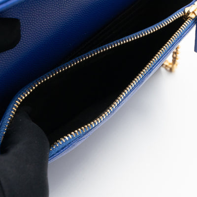 Cassandre Envelope Chain Wallet Blue Grained Leather