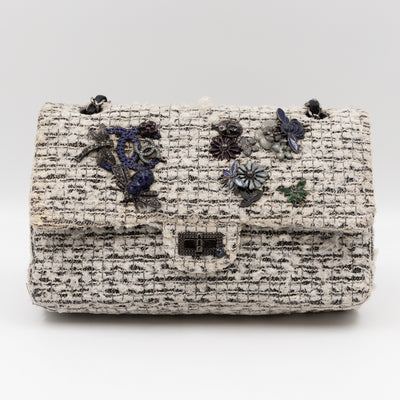Gardens Charms 2.55 Reissue Flap Bag White Black Tweed