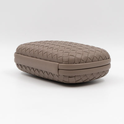 Knot Clutch with Chain Intrecciato Greige Leather