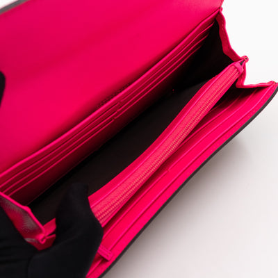Continental Heart Long Wallet GG Supreme Monogram Neon Pink