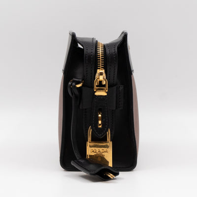Esplanade Shoulder Bag Palissandro Brown & Noir Leather