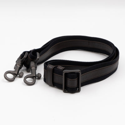 Flat Messenger Bag Intrecciato Dark Brown Leather