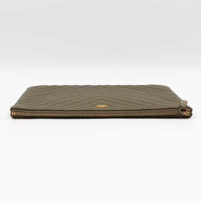 Medium O Case  Green Chevron