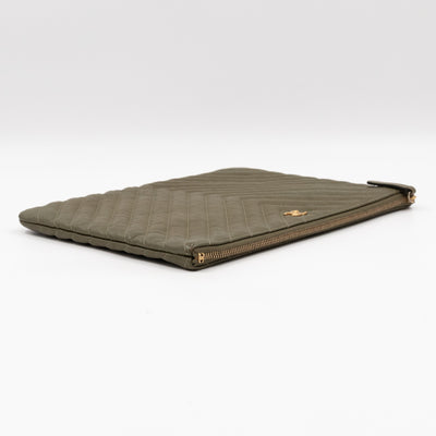 Medium O Case  Green Chevron