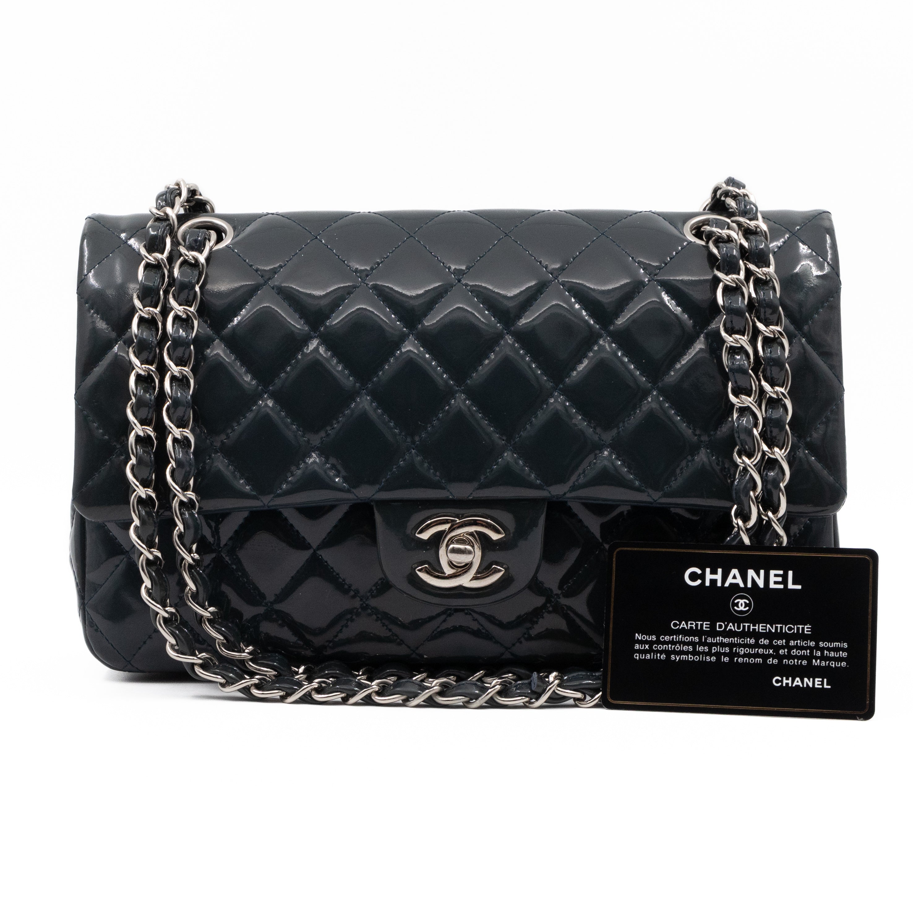 Classic Double Flap Medium Navy Patent Leather