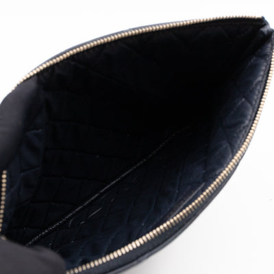 Classic Medium O Case Navy Leather