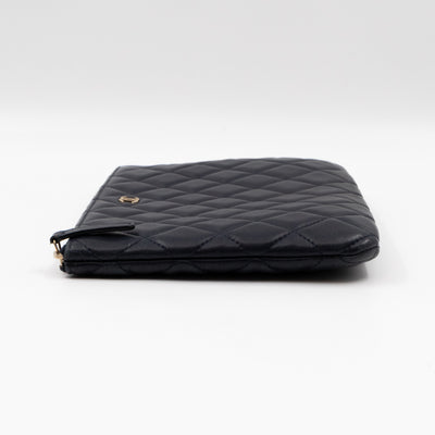 Classic Medium O Case Navy Leather