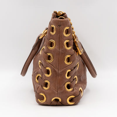 Grommet Tote Caramel Chevron Leather