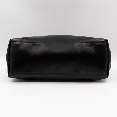 Soho Tassel Chain Tote Crumpled Black Patent Leather