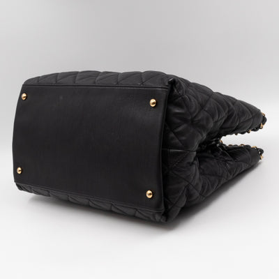 Chain Me Tote Black Calfskin Leather