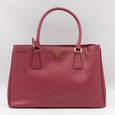 Galleria Medium Single Zip Mauve Saffiano