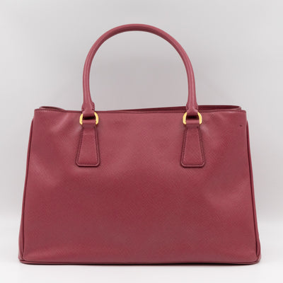 Galleria Medium Single Zip Mauve Saffiano
