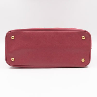 Galleria Medium Single Zip Mauve Saffiano