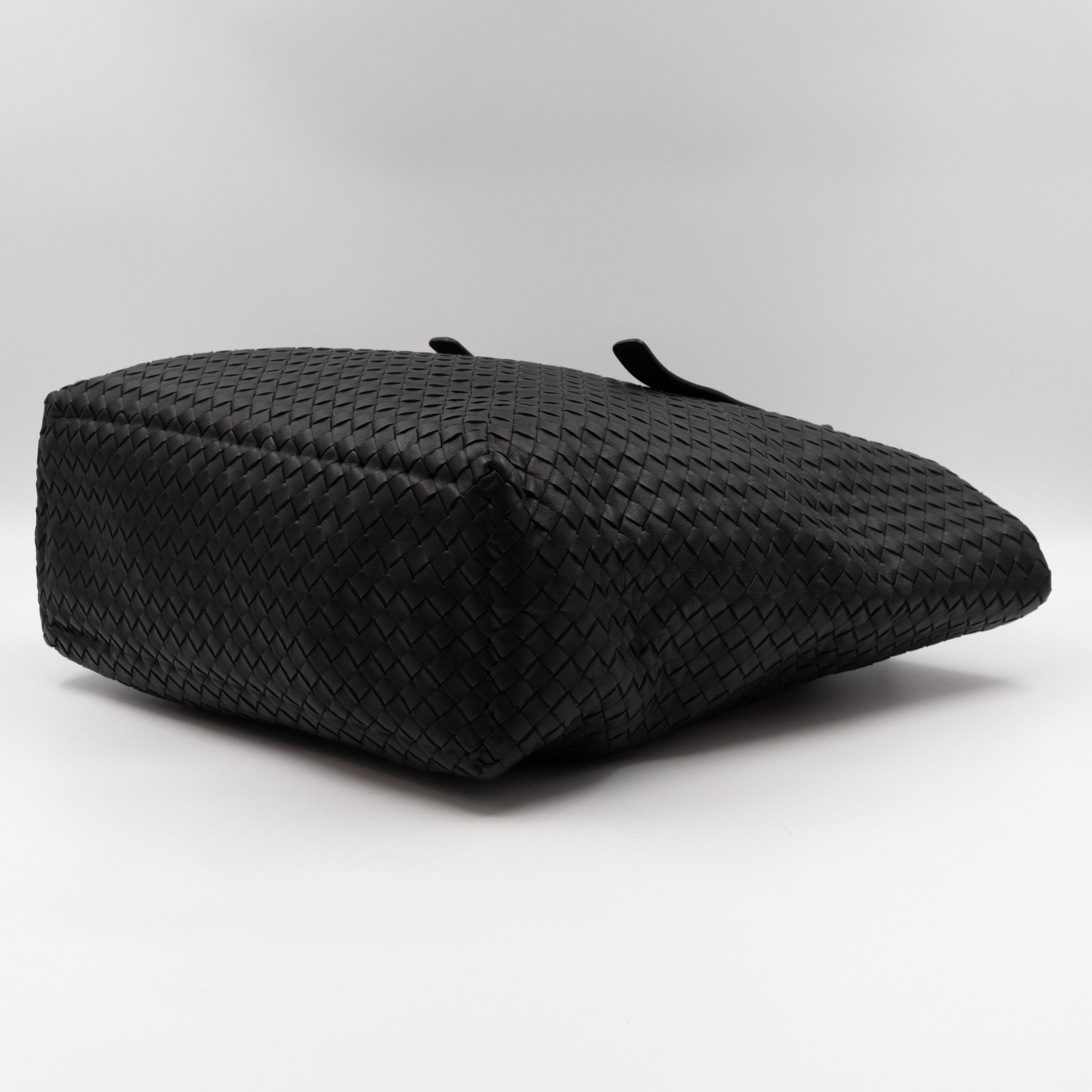 Vertical Tote Small Intrecciato Black Leather
