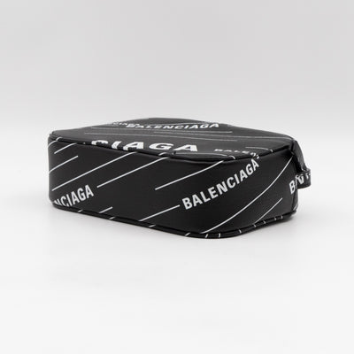 Everyday Camera Bag XS Black White Logo Print