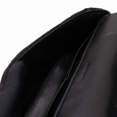 BB Chain Round Shoulder Bag Black Quilted Velvet