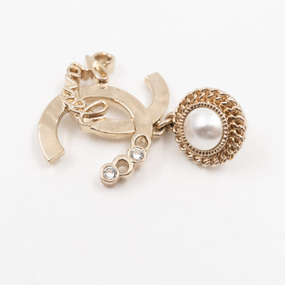 Coco Script CC Drop Pearl Cahmpagne Earrings