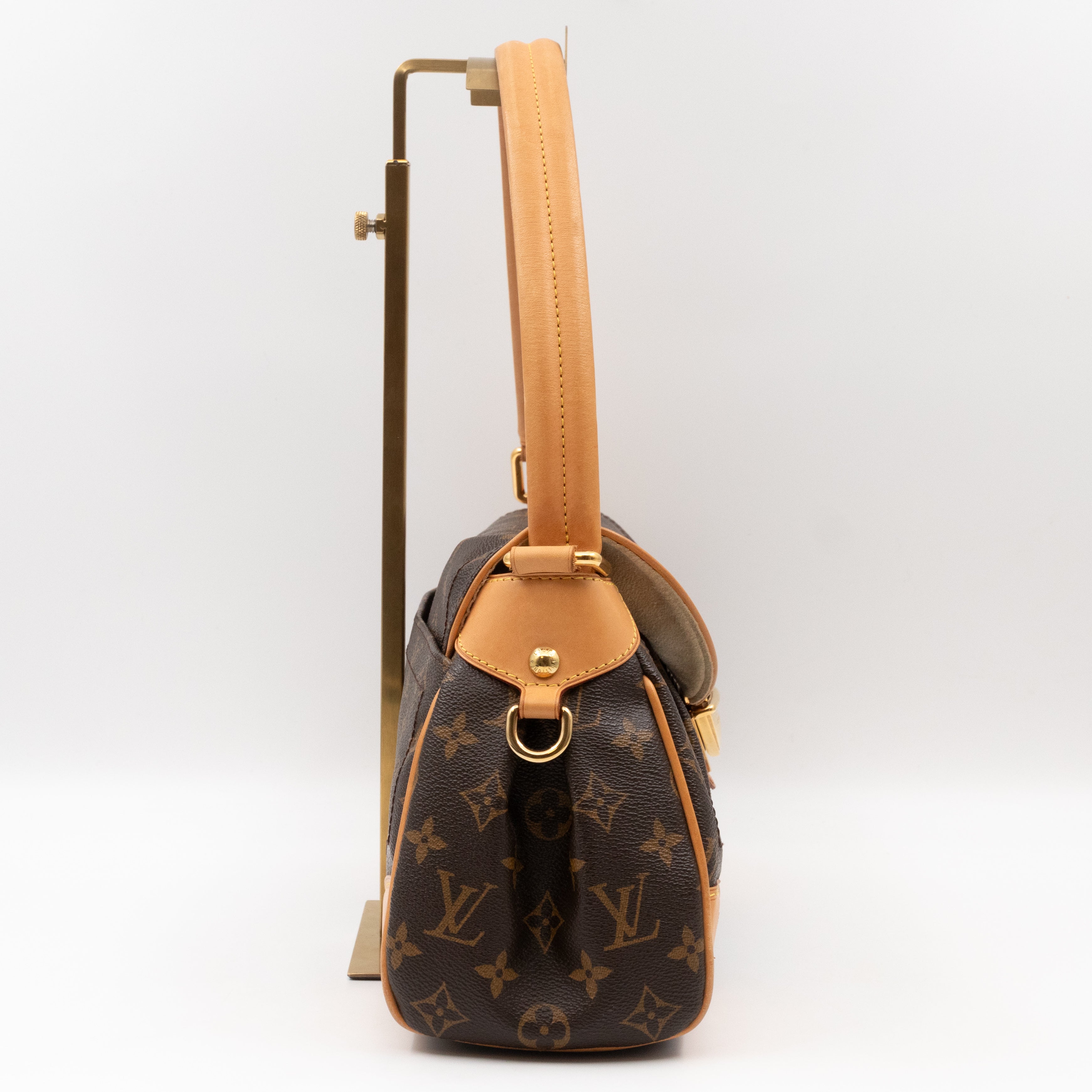 Beverly MM Monogram