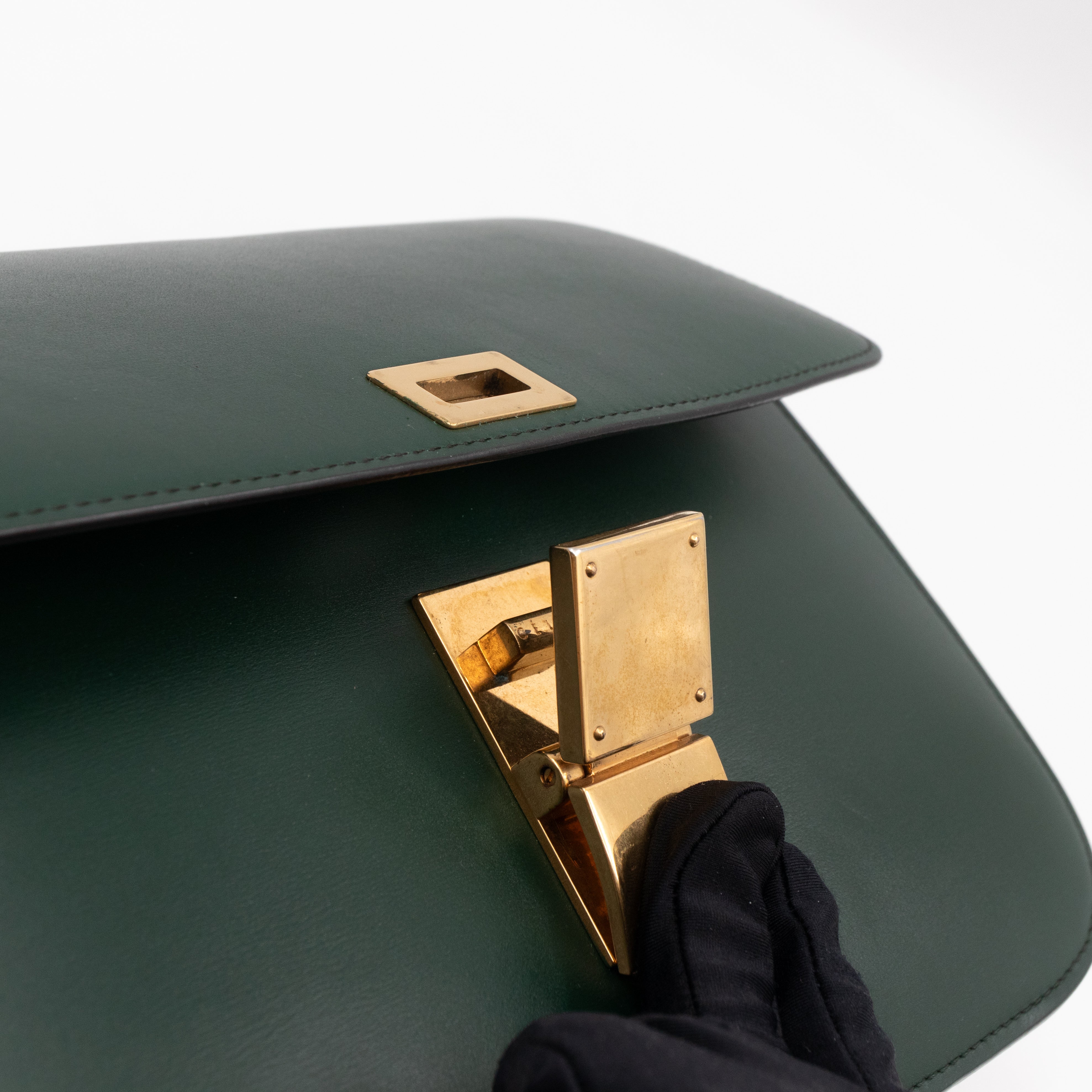 Classic Box Medium Green Leather