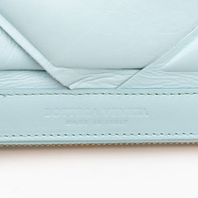 Padded Pouch Clutch Maxi Intrecciato Spearmint Leather