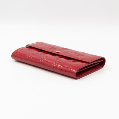 Sarah Wallet Monogram Pomme d'Amour Vernis