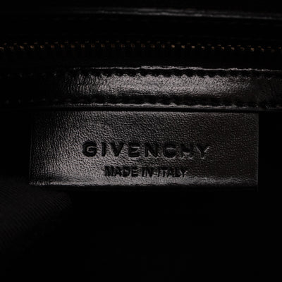 Antigona Medium Black Smooth Leather