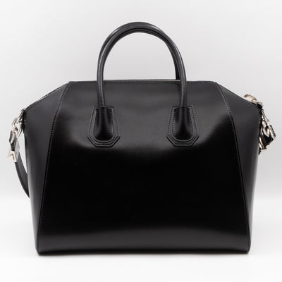 Antigona Medium Black Smooth Leather